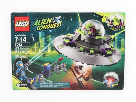 Retired Set 7052 Alien Conquest UFO Abduction on Sale